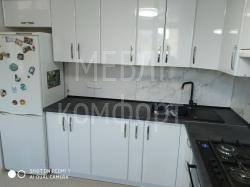 Современные кухни_фото_246